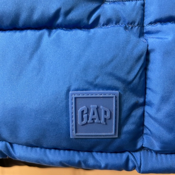 Gap kids small full zip puffer vest - Picture 3 of 4